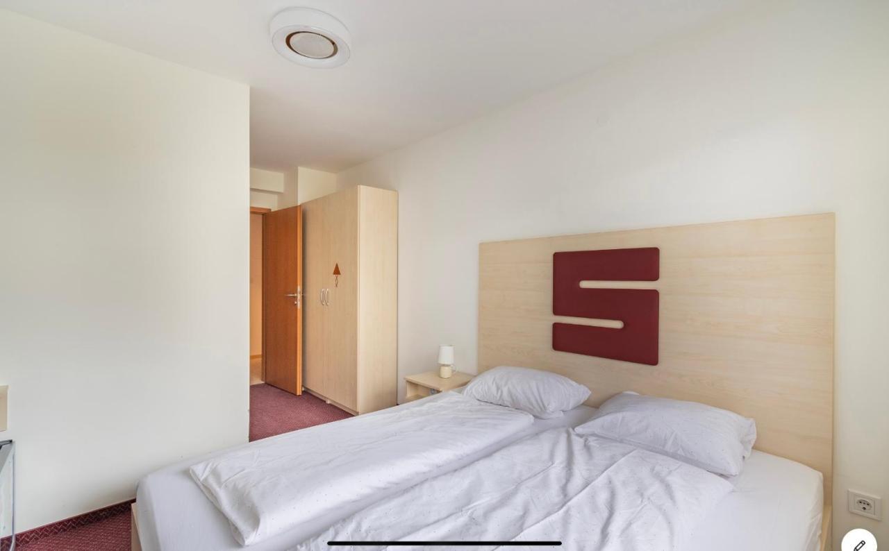 Sinus Premium Aparthotel Siófok Zewnętrze zdjęcie