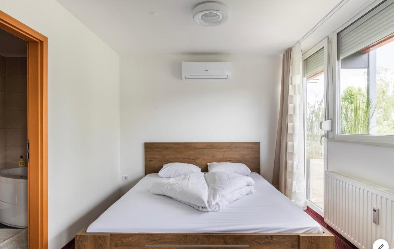 Sinus Premium Aparthotel Siófok Zewnętrze zdjęcie