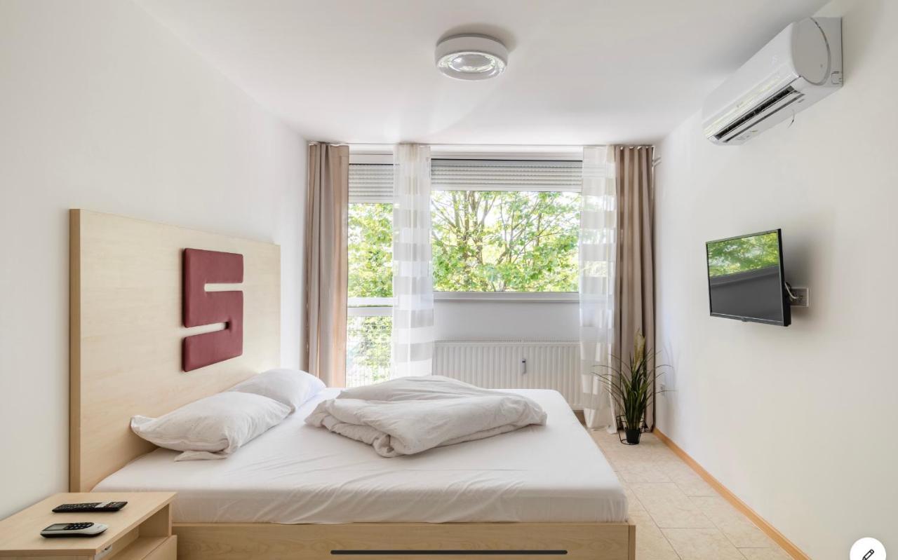 Sinus Premium Aparthotel Siófok Zewnętrze zdjęcie