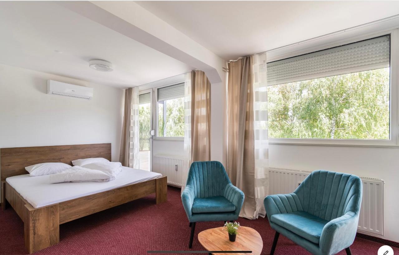 Sinus Premium Aparthotel Siófok Zewnętrze zdjęcie